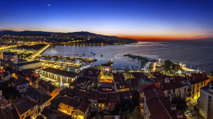 Sunny Old Town Apartment Koper Zewnętrze zdjęcie